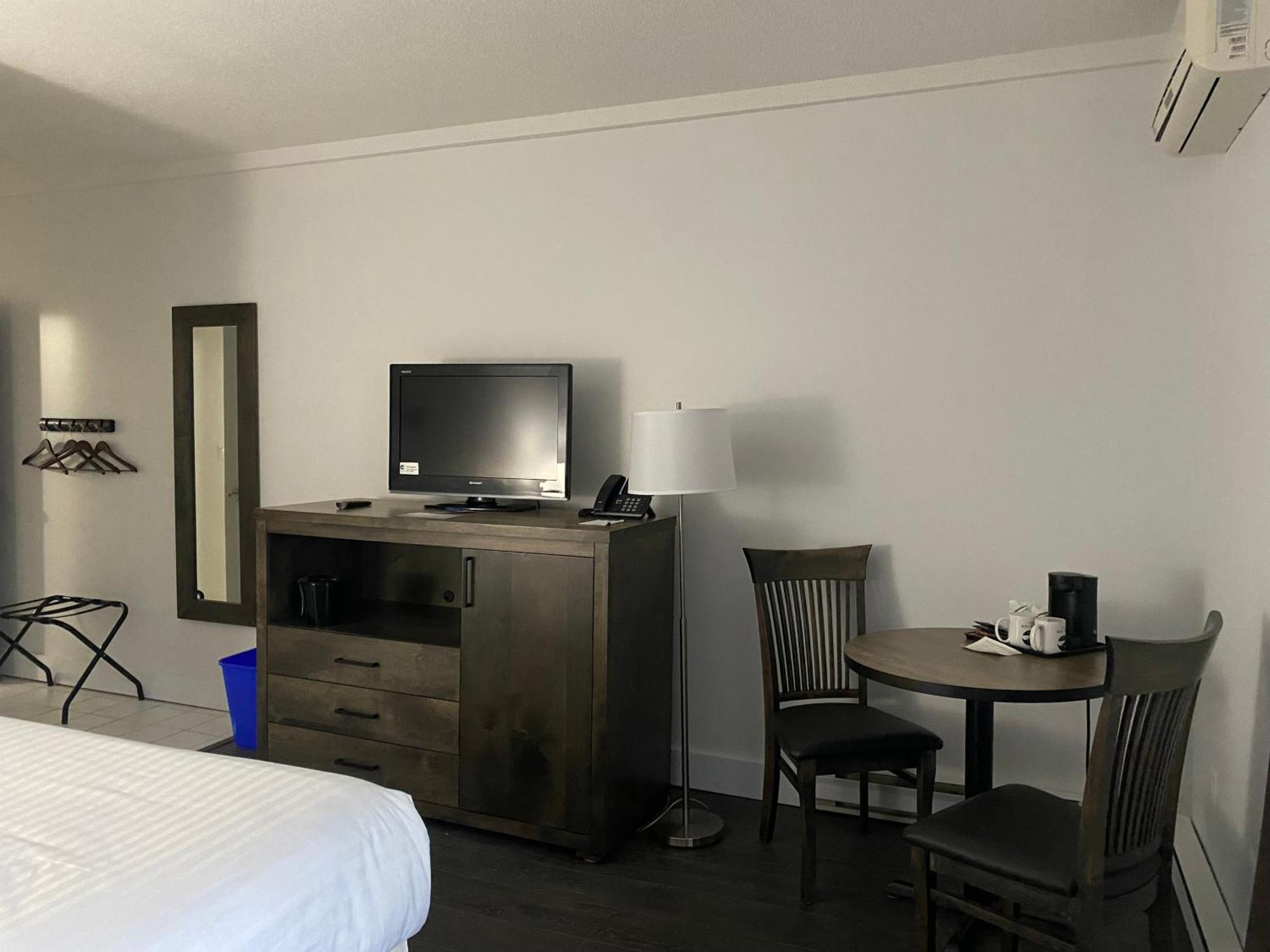 Ocean View Hotel Rocky Harbour Bagian luar foto