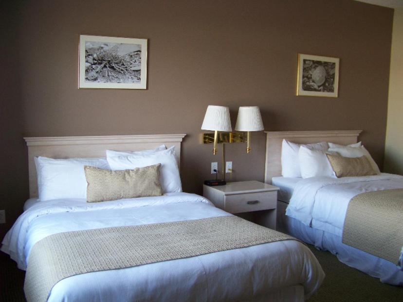 Ocean View Hotel Rocky Harbour Ruang foto